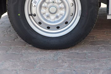 ����;��T7 2025�� 1.6L���� 122���� 5�� 2.505��˫������΢��ͼƬ