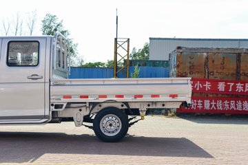 ����;��T7 2025�� 1.6L���� 122���� 5�� 2.505��˫������΢��ͼƬ
