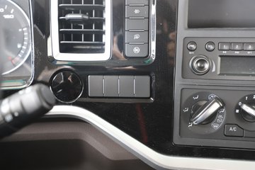 ��������A6 2.5L���� 152���� 6�� 4.18�׵��������ῨͼƬ