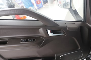 ��������A6 2.5L���� 152���� 6�� 4.18�׵��������ῨͼƬ