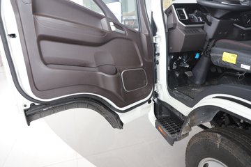 ��������A6 2.5L���� 152���� 6�� 4.18�׵��������ῨͼƬ