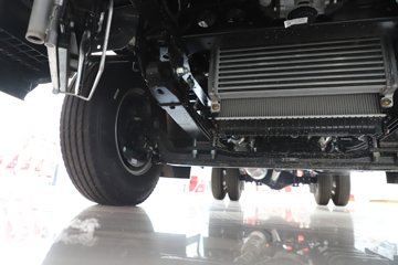 ��������A6 2.5L���� 152���� 6�� 4.18�׵��������ῨͼƬ