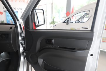 ����翨 2.5T 3.015�׵��Ŵ��綯����΢��41.6kWhͼƬ