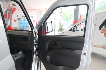 ����翨 2.5T 3.015�׵��Ŵ��綯����΢��41.6kWhͼƬ