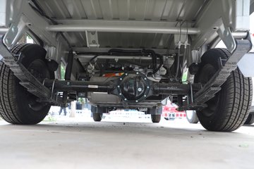 ����翨 2.5T 3.015�׵��Ŵ��綯����΢��41.6kWhͼƬ