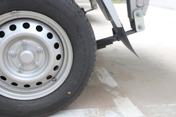 ����翨 2.5T 3.015�׵��Ŵ��綯����΢��41.6kWhͼƬ