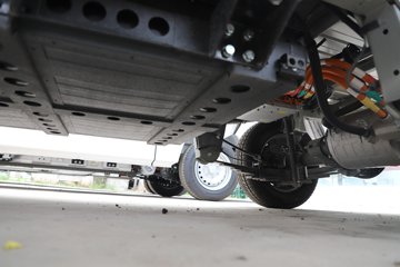 ����翨 2.5T 3.015�׵��Ŵ��綯����΢��41.6kWhͼƬ