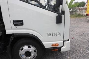 ��������A6 2.5L���� 152���� ����6�� 4.15�׵�����ʽ�ῨͼƬ