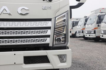 ��������A6 2.5L���� 152���� ����6�� 4.15�׵�����ʽ�ῨͼƬ