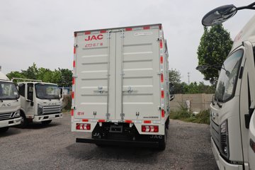 ��������A6 2.5L���� 152���� ����6�� 4.15�׵�����ʽ�ῨͼƬ