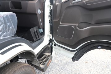 ��������A6 2.5L���� 152���� ����6�� 4.15�׵�����ʽ�ῨͼƬ