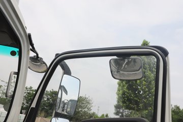 ��������A6 2.5L���� 152���� ����6�� 4.15�׵�����ʽ�ῨͼƬ