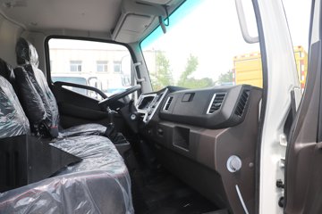 ��������A6 2.5L���� 152���� ����6�� 4.15�׵�����ʽ�ῨͼƬ