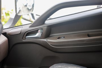 ��������A6 2.5L���� 152���� ����6�� 4.15�׵�����ʽ�ῨͼƬ