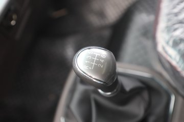 ��������A6 2.5L���� 152���� ����6�� 4.15�׵�����ʽ�ῨͼƬ