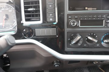 ��������A6 2.5L���� 152���� ����6�� 4.15�׵�����ʽ�ῨͼƬ