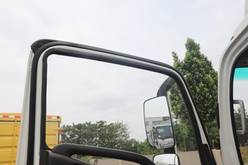 ��������A6 2.5L���� 152���� ����6�� 4.15�׵�����ʽ�ῨͼƬ