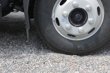 ��������A6 2.5L���� 152���� ����6�� 4.15�׵�����ʽ�ῨͼƬ