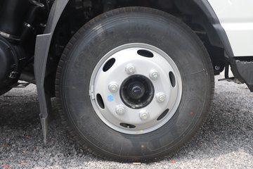 ��������A6 2.5L���� 152���� ����6�� 4.15�׵�����ʽ�ῨͼƬ
