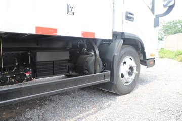��������A6 2.5L���� 152���� ����6�� 4.15�׵�����ʽ�ῨͼƬ