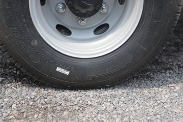 ��������A6 2.5L���� 152���� ����6�� 4.15�׵�����ʽ�ῨͼƬ