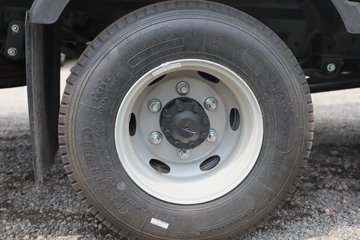 ��������A6 2.5L���� 152���� ����6�� 4.15�׵�����ʽ�ῨͼƬ