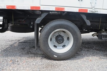 ��������A6 2.5L���� 152���� ����6�� 4.15�׵�����ʽ�ῨͼƬ