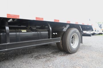 ��������A6 2.5L���� 152���� ����6�� 4.15�׵�����ʽ�ῨͼƬ