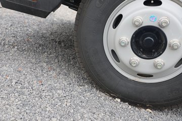 ��������A6 2.5L���� 152���� ����6�� 4.15�׵�����ʽ�ῨͼƬ