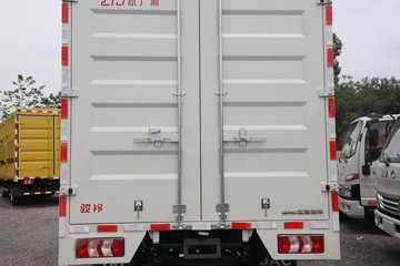 ��������A6 2.5L���� 152���� ����6�� 4.15�׵�����ʽ�ῨͼƬ