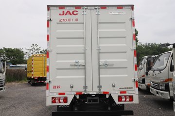 ��������A6 2.5L���� 152���� ����6�� 4.15�׵�����ʽ�ῨͼƬ