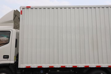 ��������A6 2.5L���� 152���� ����6�� 4.15�׵�����ʽ�ῨͼƬ