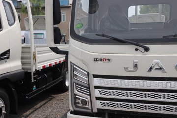 ��������A6 2.5L���� 152���� 6�� 3.85���Ű������ῨͼƬ