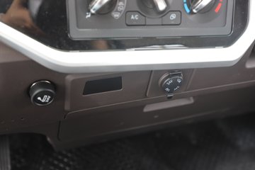 ��������A6 2.5L���� 152���� 6�� 3.85���Ű������ῨͼƬ