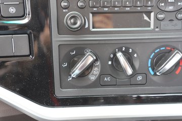 ��������A6 2.5L���� 152���� 6�� 3.85���Ű������ῨͼƬ