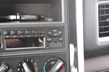 ��������A6 2.5L���� 152���� 6�� 3.85���Ű������ῨͼƬ