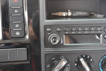 ��������A6 2.5L���� 152���� 6�� 3.85���Ű������ῨͼƬ