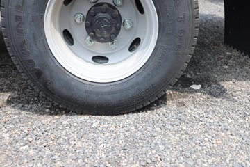 ��������A6 2.5L���� 152���� 6�� 3.85���Ű������ῨͼƬ