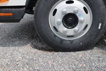 ��������A6 2.5L���� 152���� 6�� 3.85���Ű������ῨͼƬ