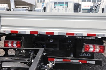 ��������A6 2.5L���� 152���� 6�� 3.85���Ű������ῨͼƬ
