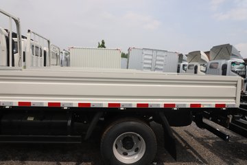 ��������A6 2.5L���� 152���� 6�� 3.85���Ű������ῨͼƬ