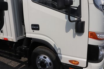 ���� ����V7 154���� 4X2 5.53�׵�����ʽ�ῨͼƬ
