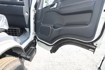 ���� ����V7 154���� 4X2 5.53�׵�����ʽ�ῨͼƬ