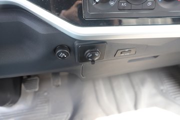 ���� ����V7 154���� 4X2 5.53�׵�����ʽ�ῨͼƬ
