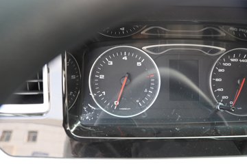 ���� ����V7 154���� 4X2 5.53�׵�����ʽ�ῨͼƬ