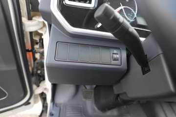 ���� ����V7 154���� 4X2 5.53�׵�����ʽ�ῨͼƬ