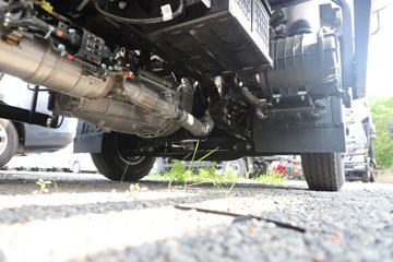 ���� ����V7 154���� 4X2 5.53�׵�����ʽ�ῨͼƬ