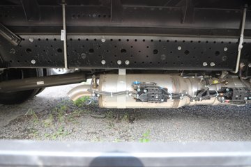 ���� ����V7 154���� 4X2 5.53�׵�����ʽ�ῨͼƬ