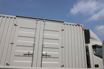 ���� ����V7 154���� 4X2 5.53�׵�����ʽ�ῨͼƬ