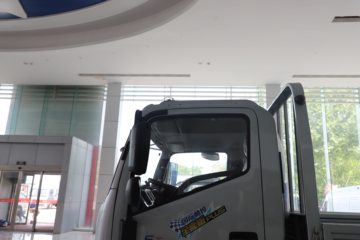 ����˧��S9 ȫ�ܰ�PLUS 2.5L���� 170���� ��ʿ��8�� 4.18�׵��������ῨͼƬ